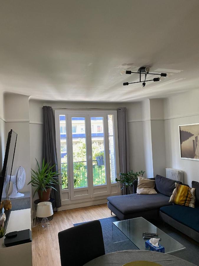 Apartament Grand F2 Avec Vue Sur La Maison De Georges Brassens Paryż Zewnętrze zdjęcie