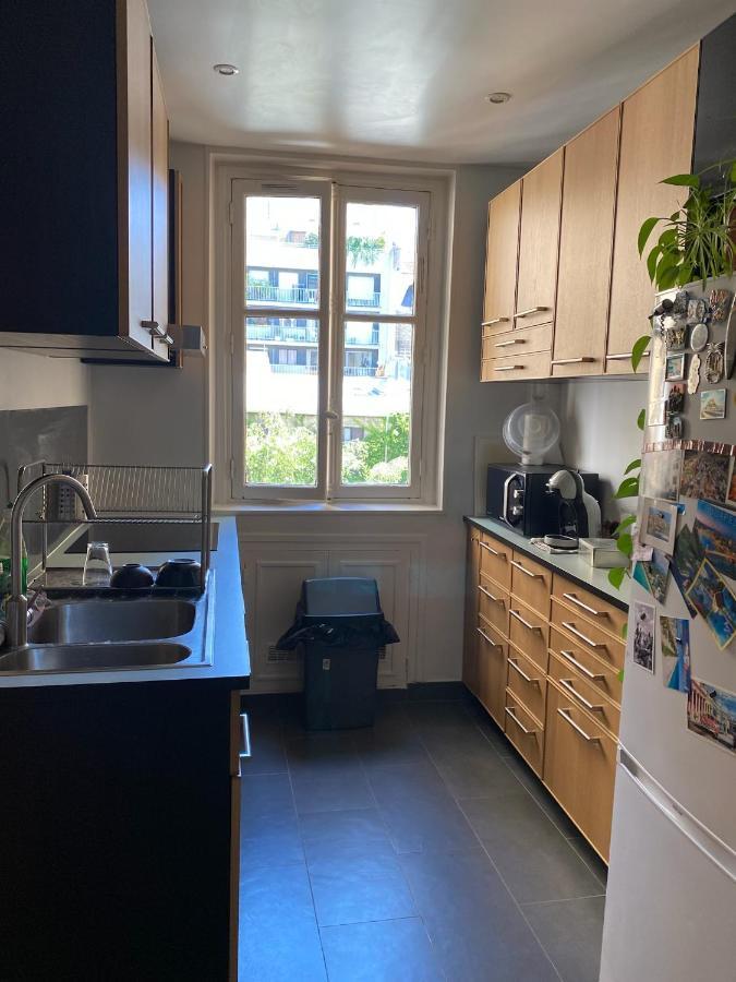 Apartament Grand F2 Avec Vue Sur La Maison De Georges Brassens Paryż Zewnętrze zdjęcie